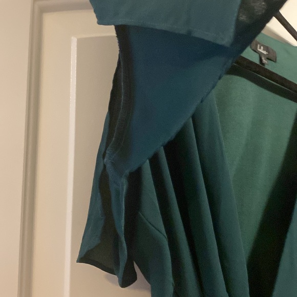 Forrest green hi low Lilis wrap dress. - Picture 4 of 4
